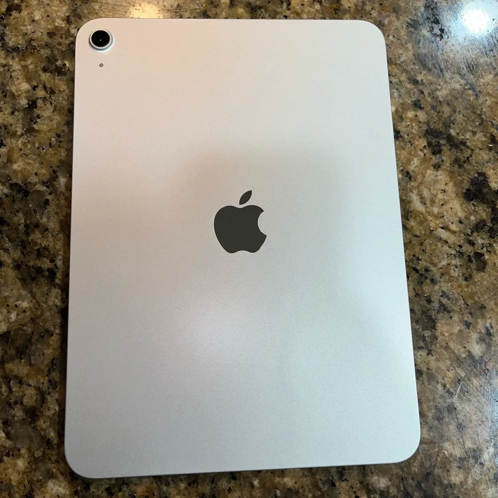 Apple iPad in Silver with Black Apple Logo